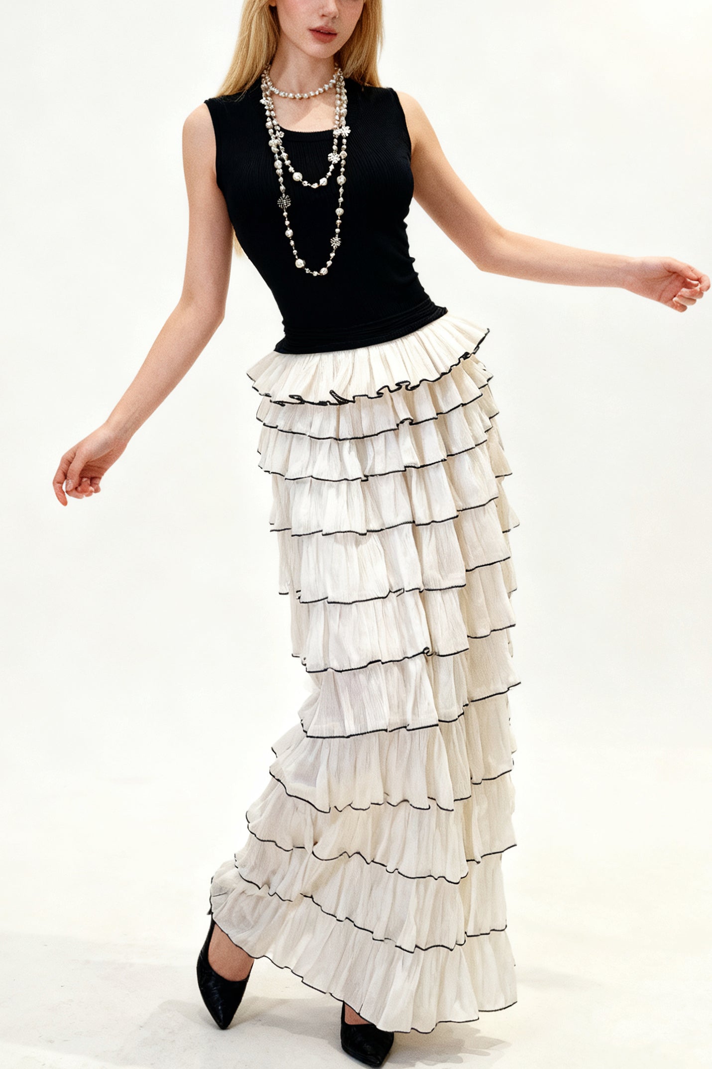 Q25 Knit Layered Dress