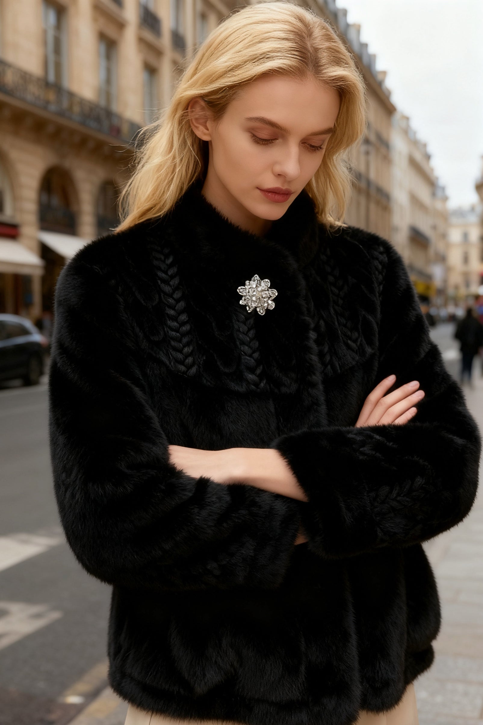 Q25 Short Vegan Fur Jacket