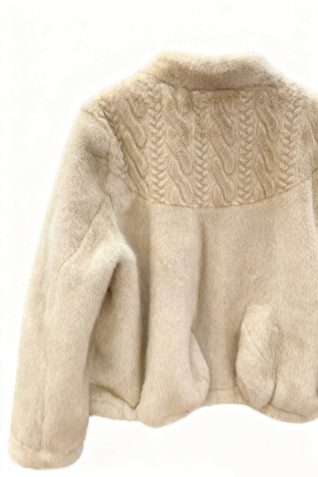 Q25 Short Vegan Fur Jacket