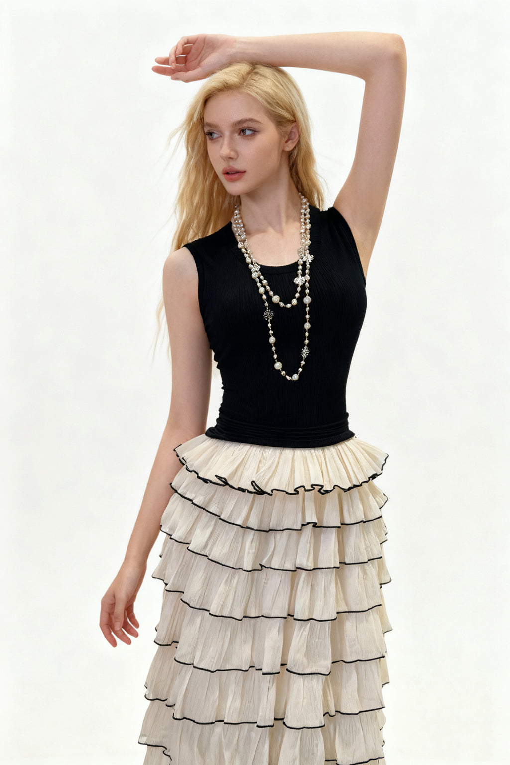 Q25 Knit Layered Dress