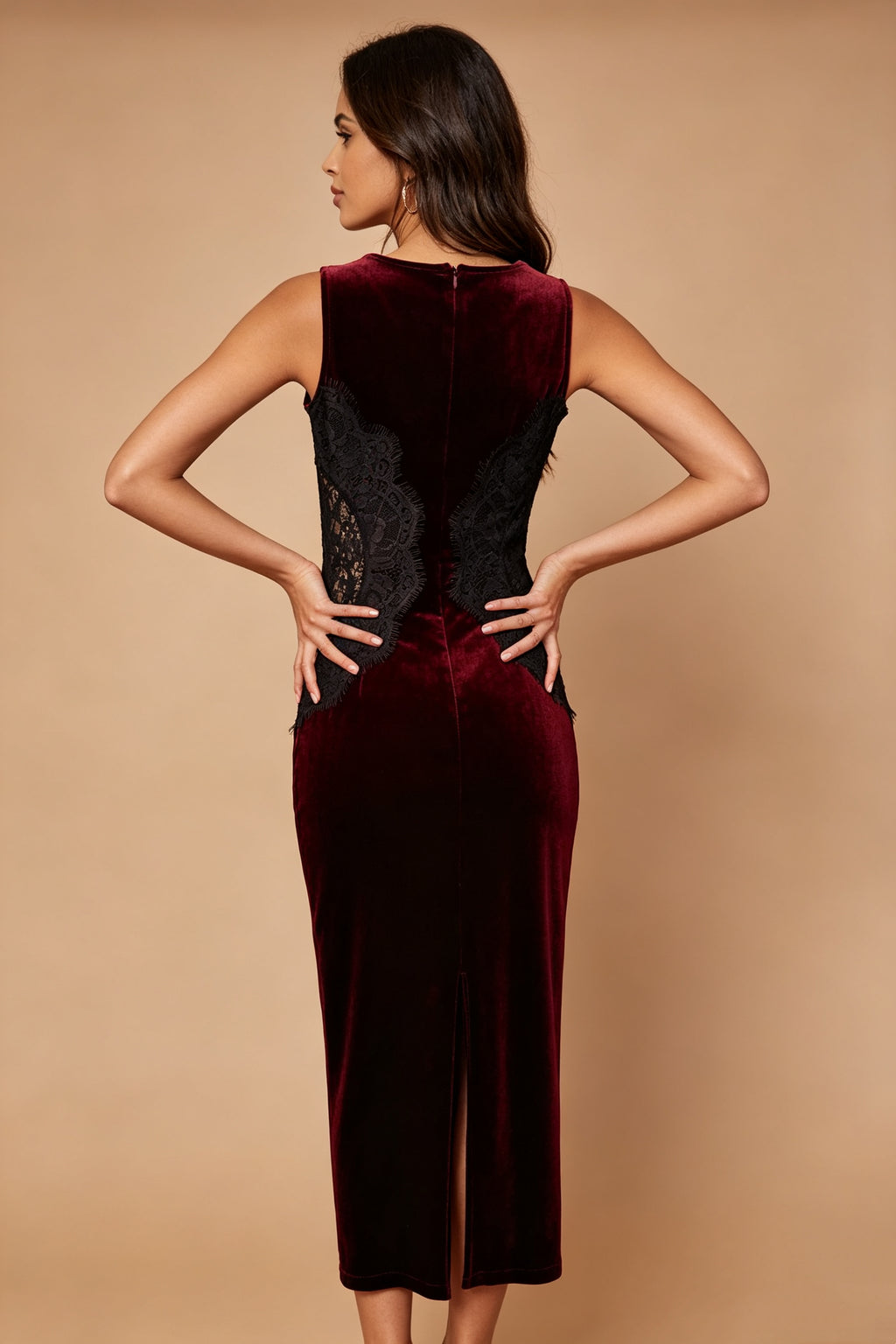 Q26 Velvet Lace-Inset Long Dress