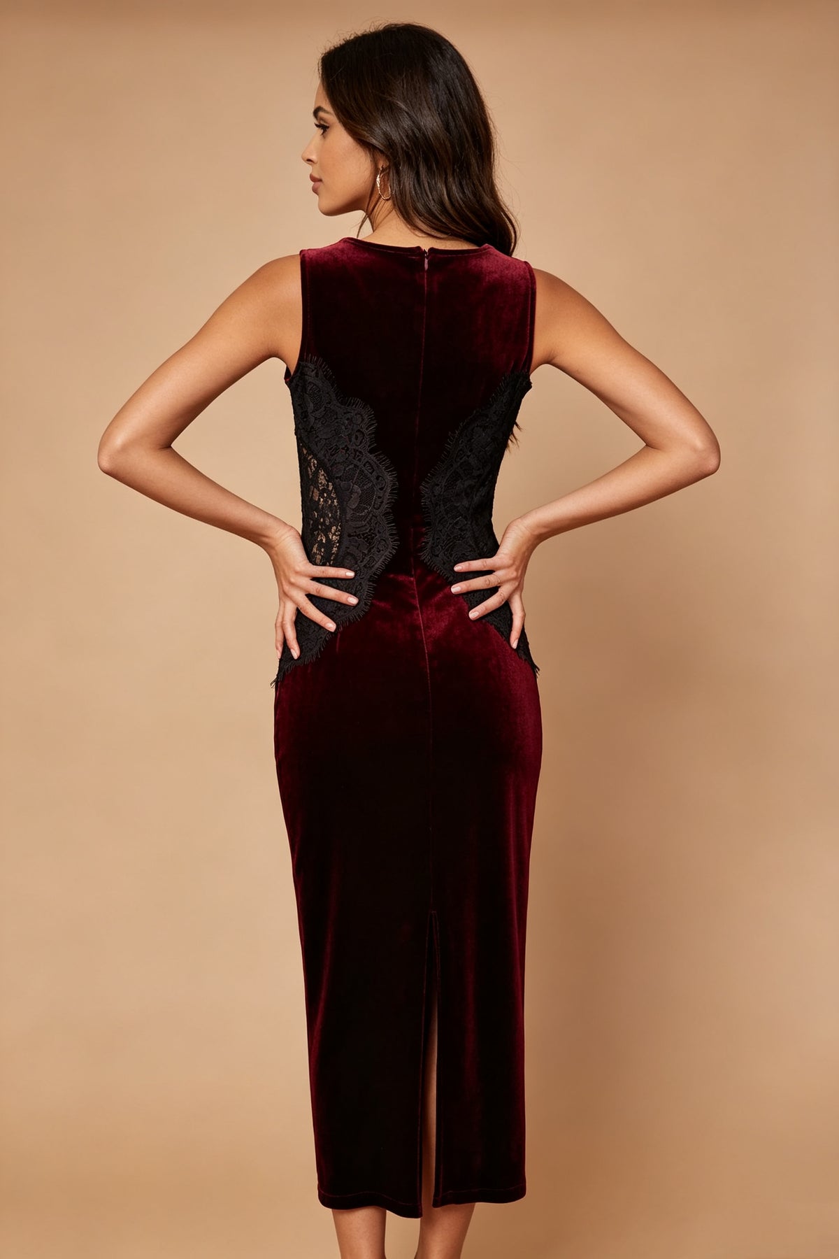 Q26 Velvet Lace-Inset Long Dress