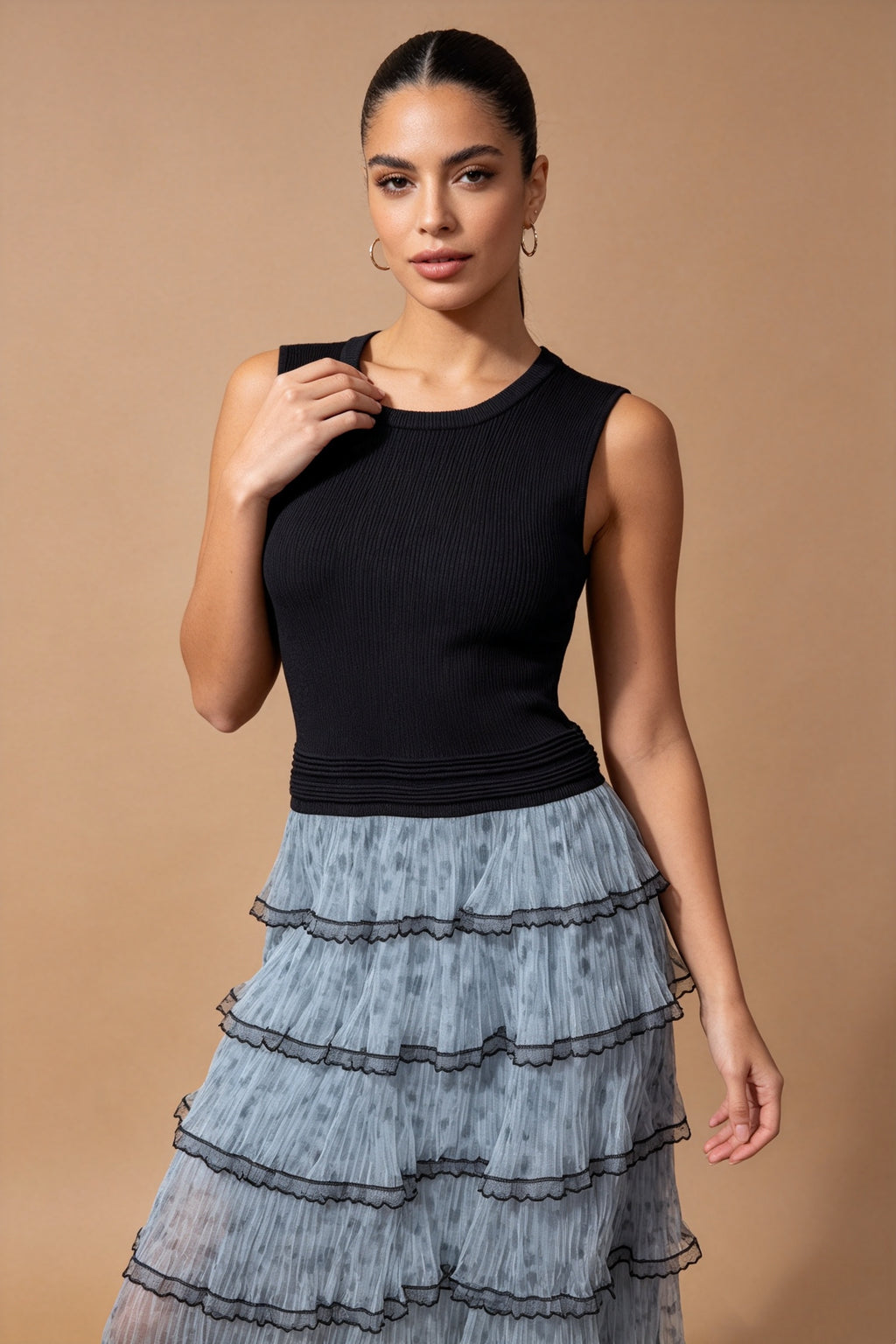 Q26 Ribbed Tiered Long Dress