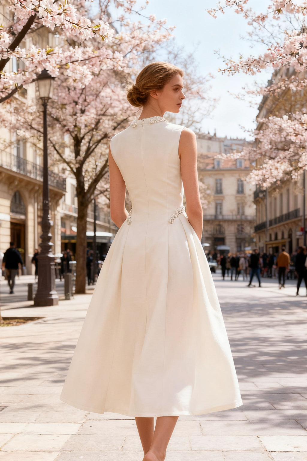 Q26 Pearl Embellished Neckline Midi Dress