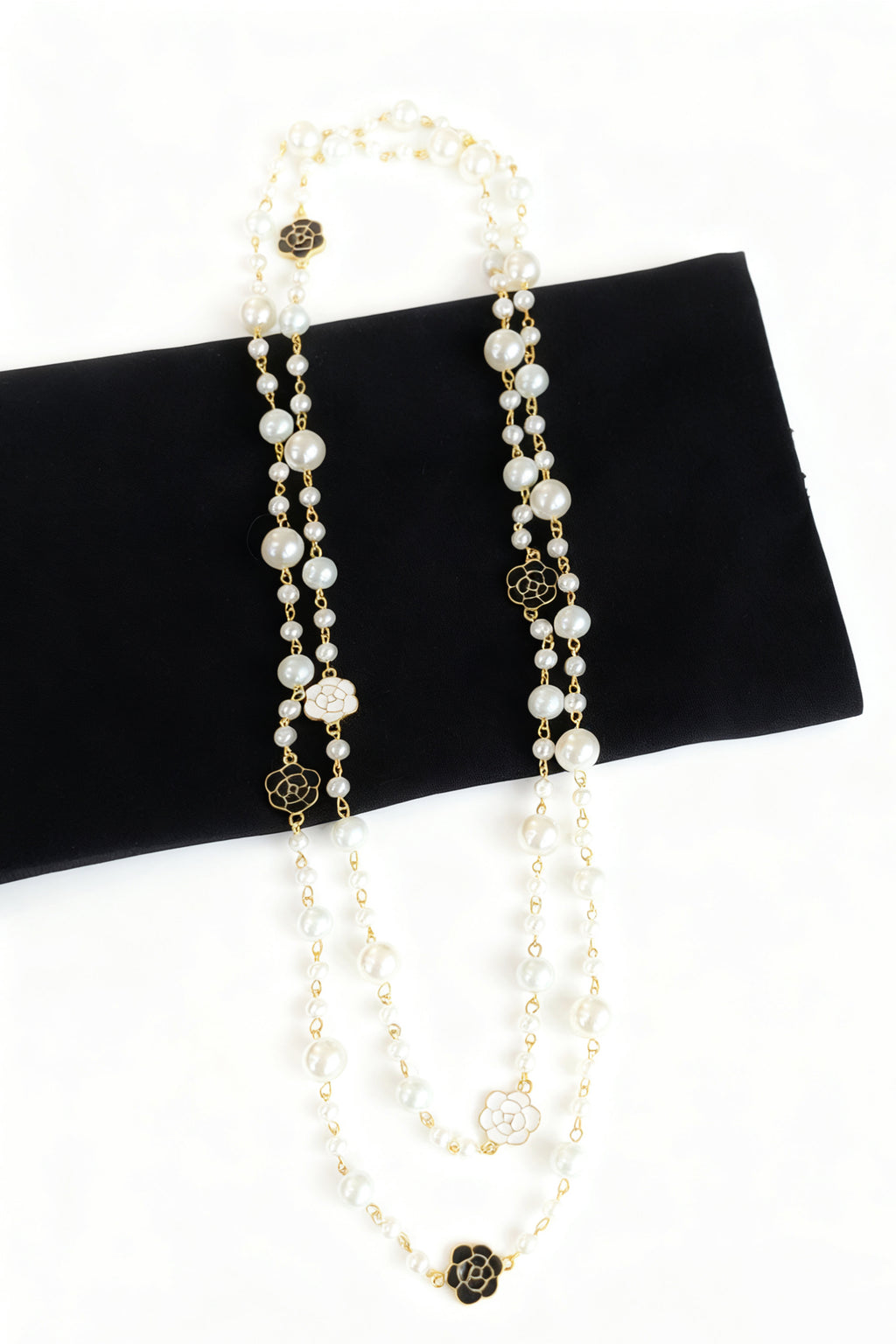 Rose Pearl Chain Necklace