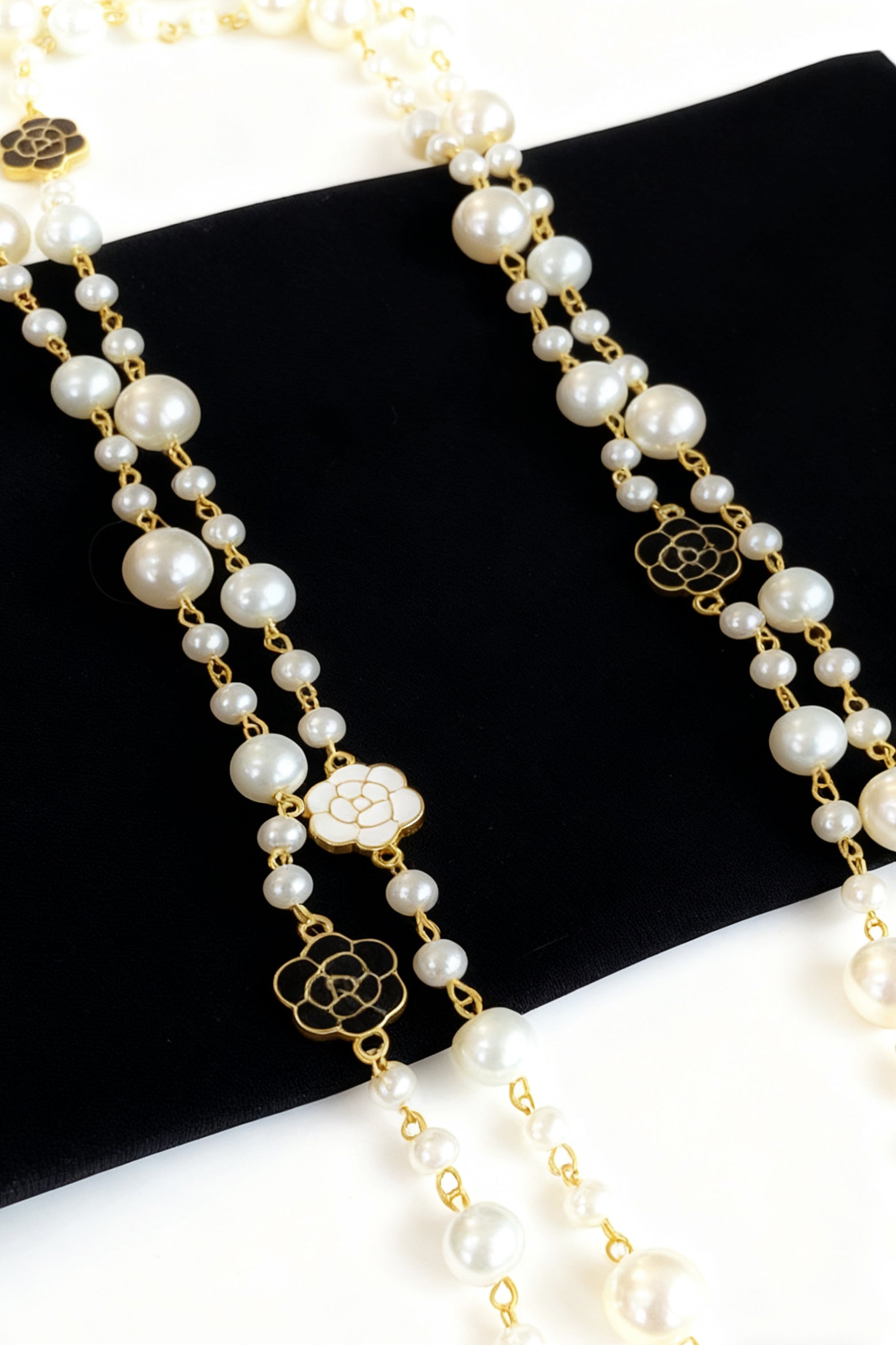 Rose Pearl Chain Necklace