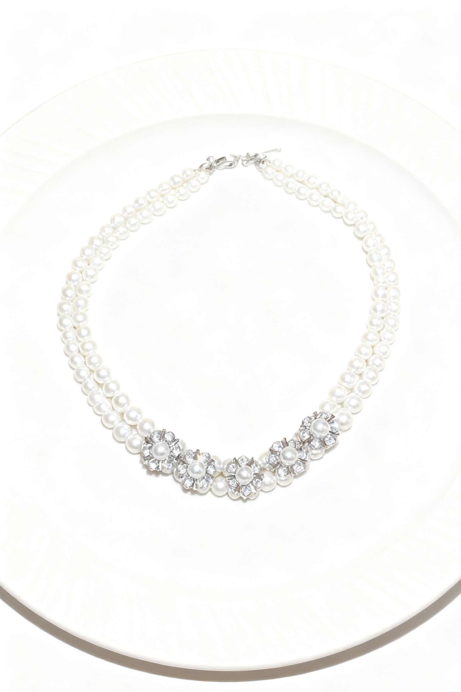 Floral Pearl Choker Necklace