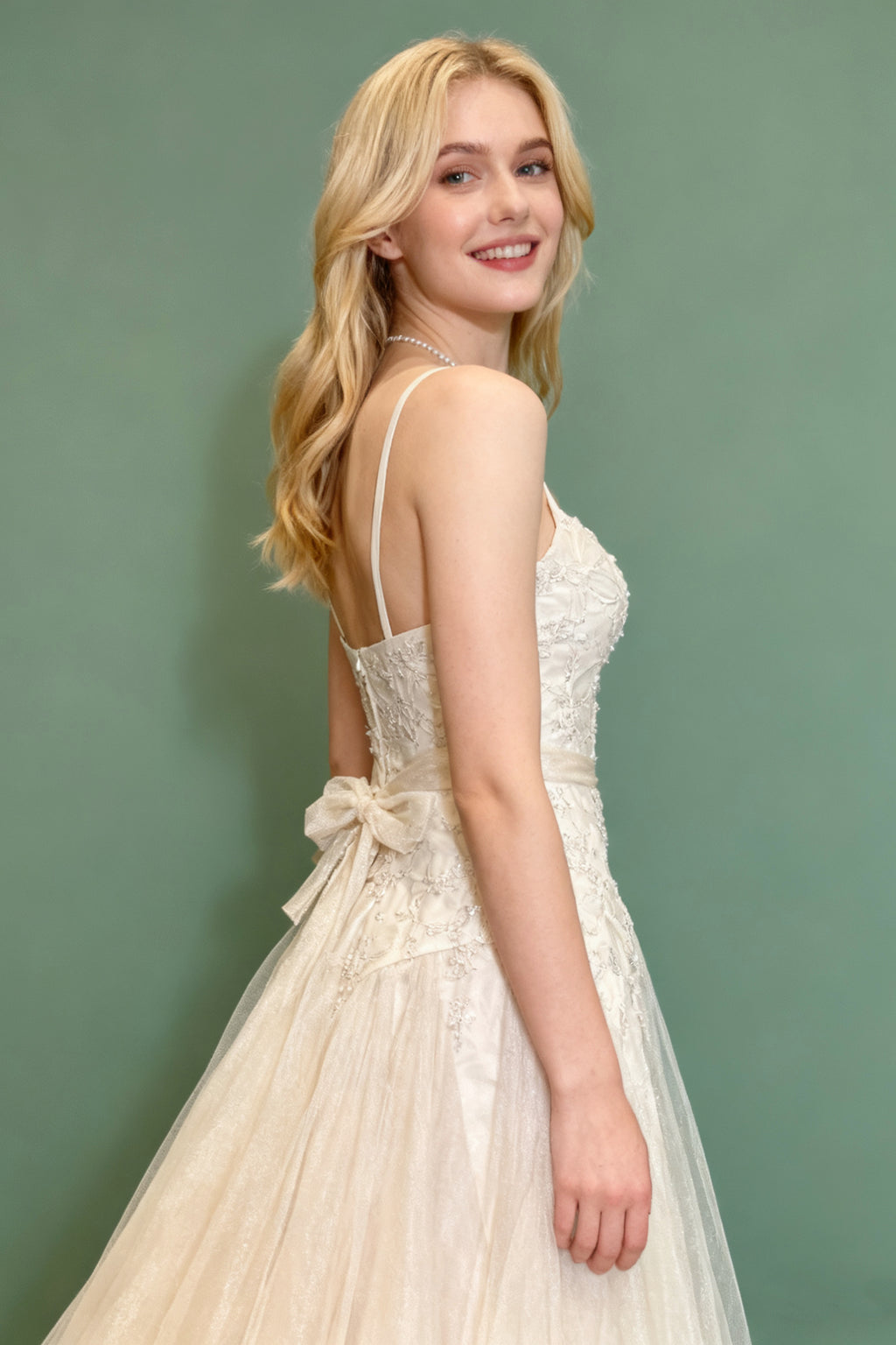 Q25 Cream Lace Tie-Back Dress