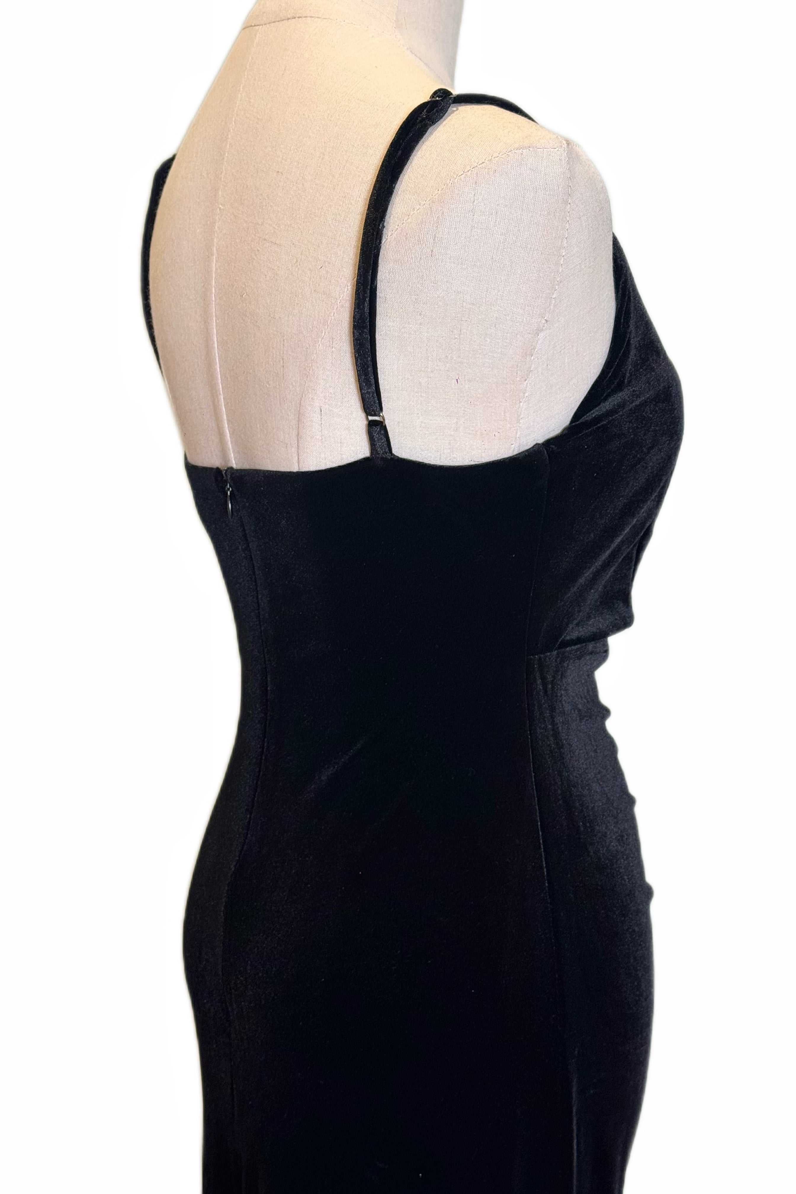 Q25 Velvet V-Neck Long Dress