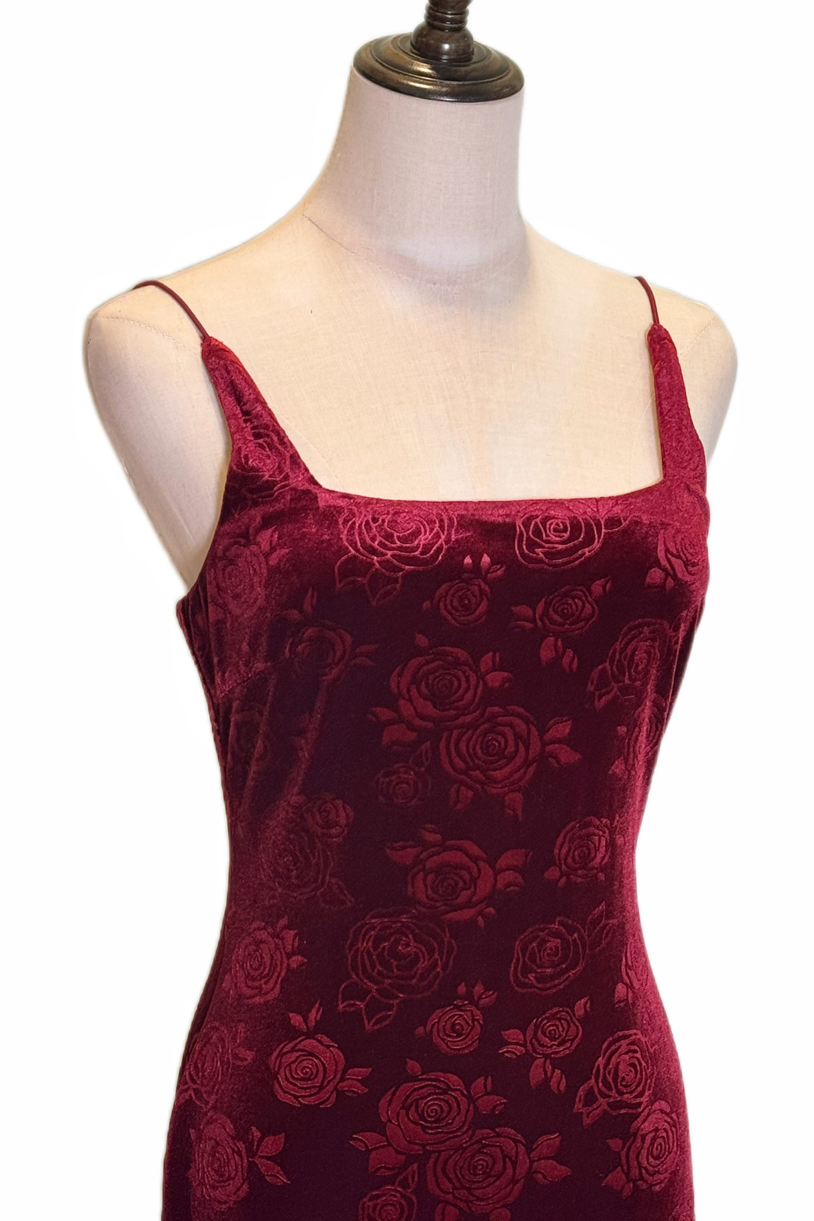 Q25 Velvet Rose Print Dress