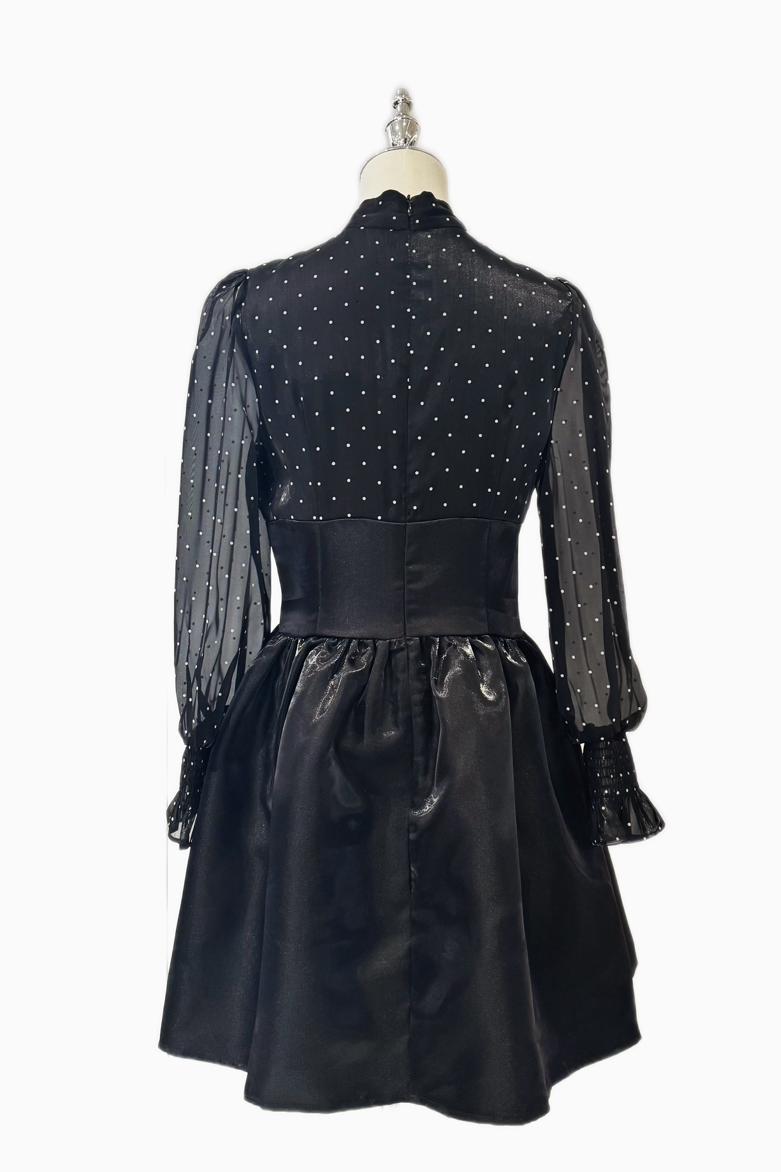 Q25 Polka-Dot Bowtie Short Dress