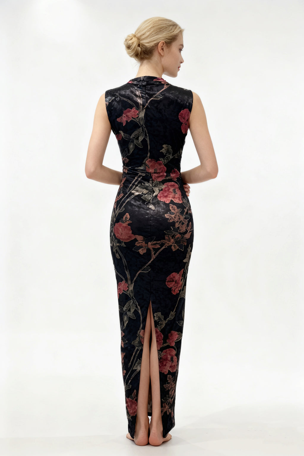 Q25 Velvet Buckle Slit Dress