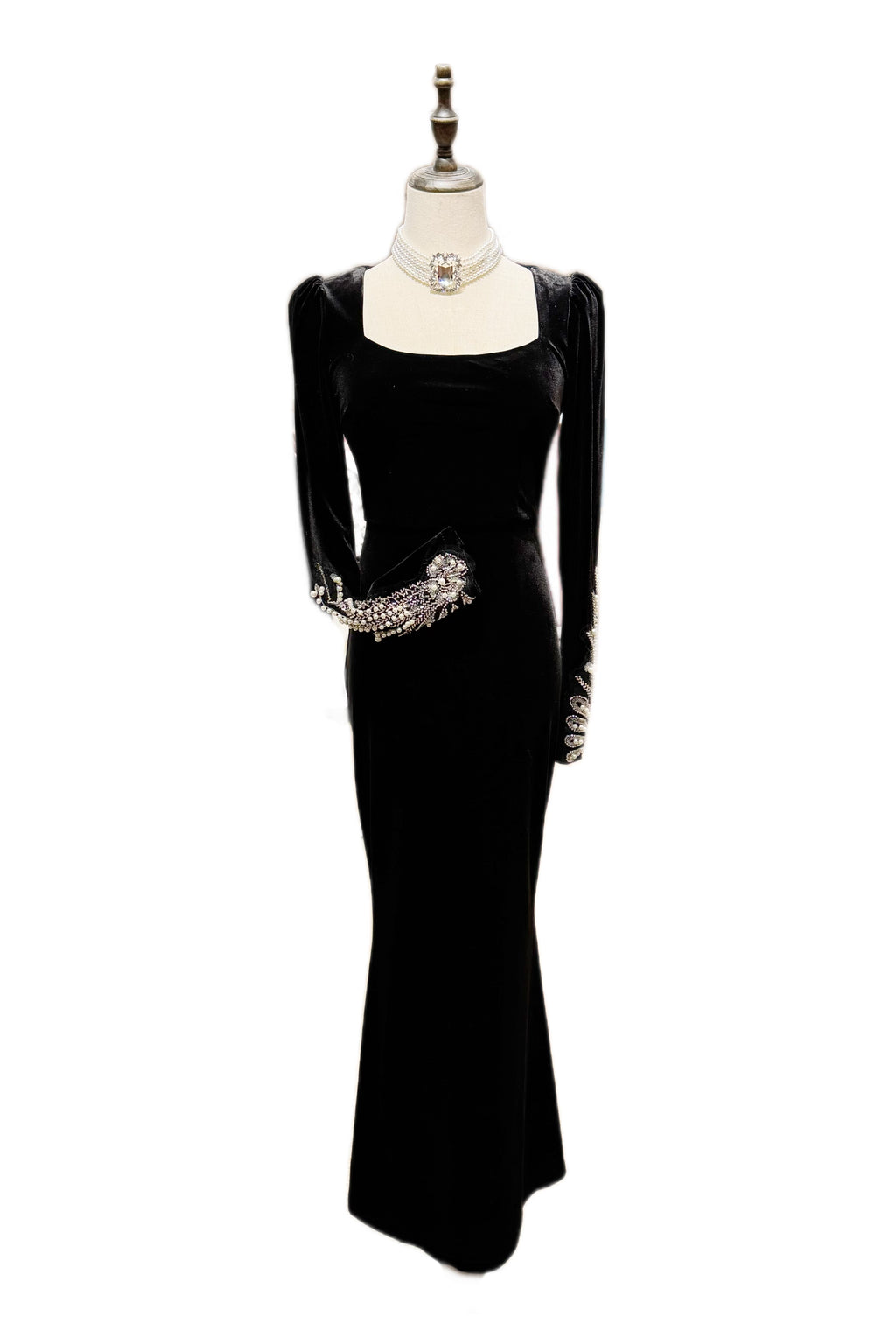 Q25 Embellished Black Velvet Gown