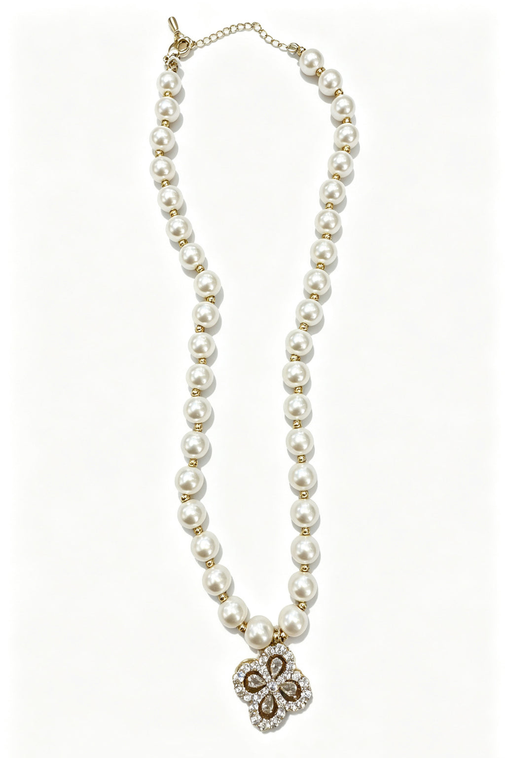 Pearl Clover Charm Choker Necklace