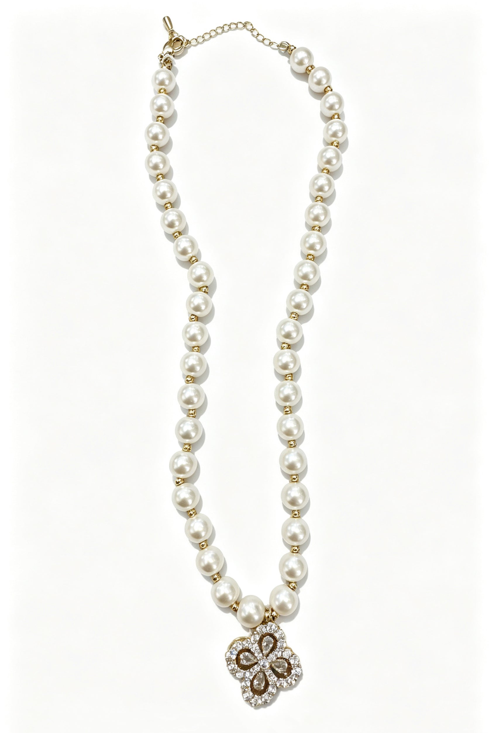 Pearl Clover Charm Choker Necklace