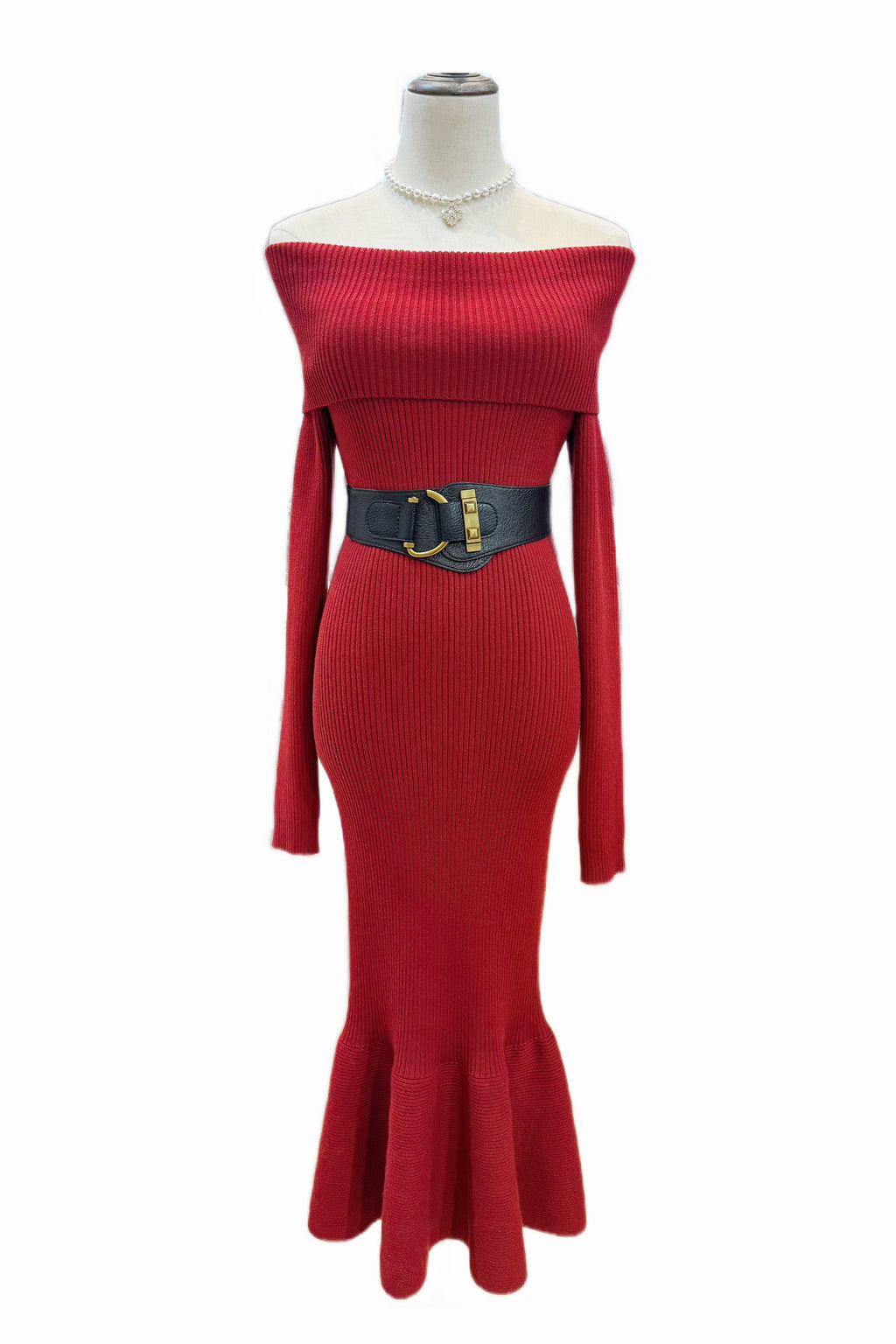 Q25 Off-Shoulder Mermaid Sweater Dress with Belt