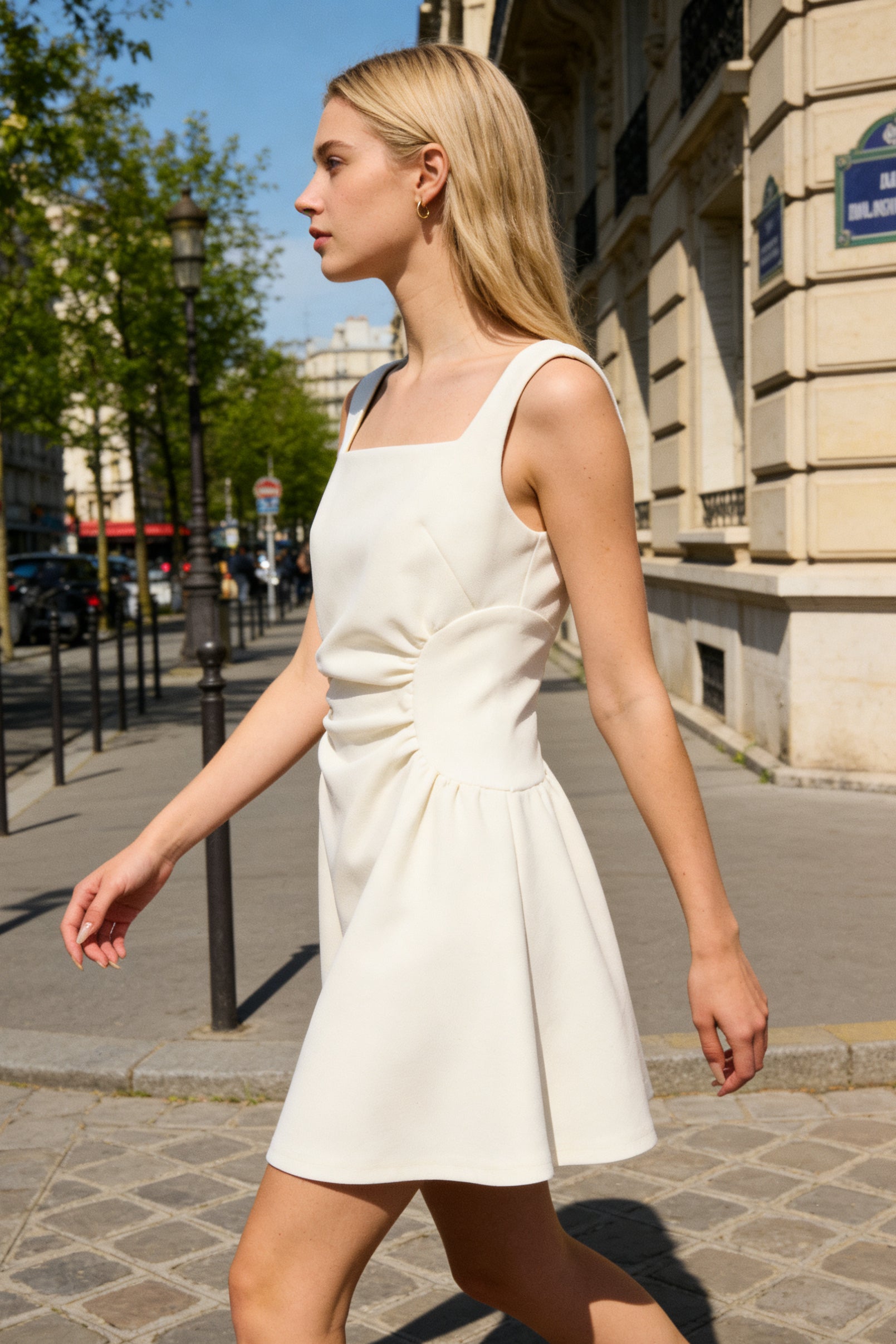 Q26 Structured Stretch Sleeveless Mini Dress