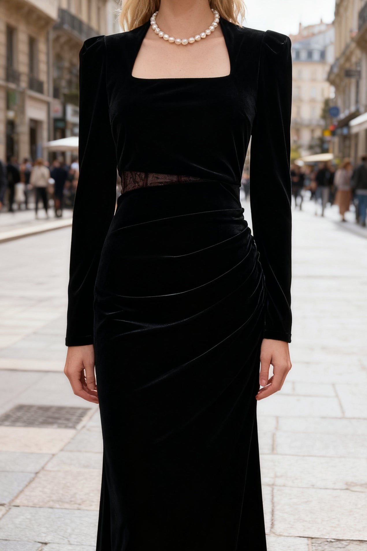 Q25 Cutout Lace Long-Sleeve Velvet Dress